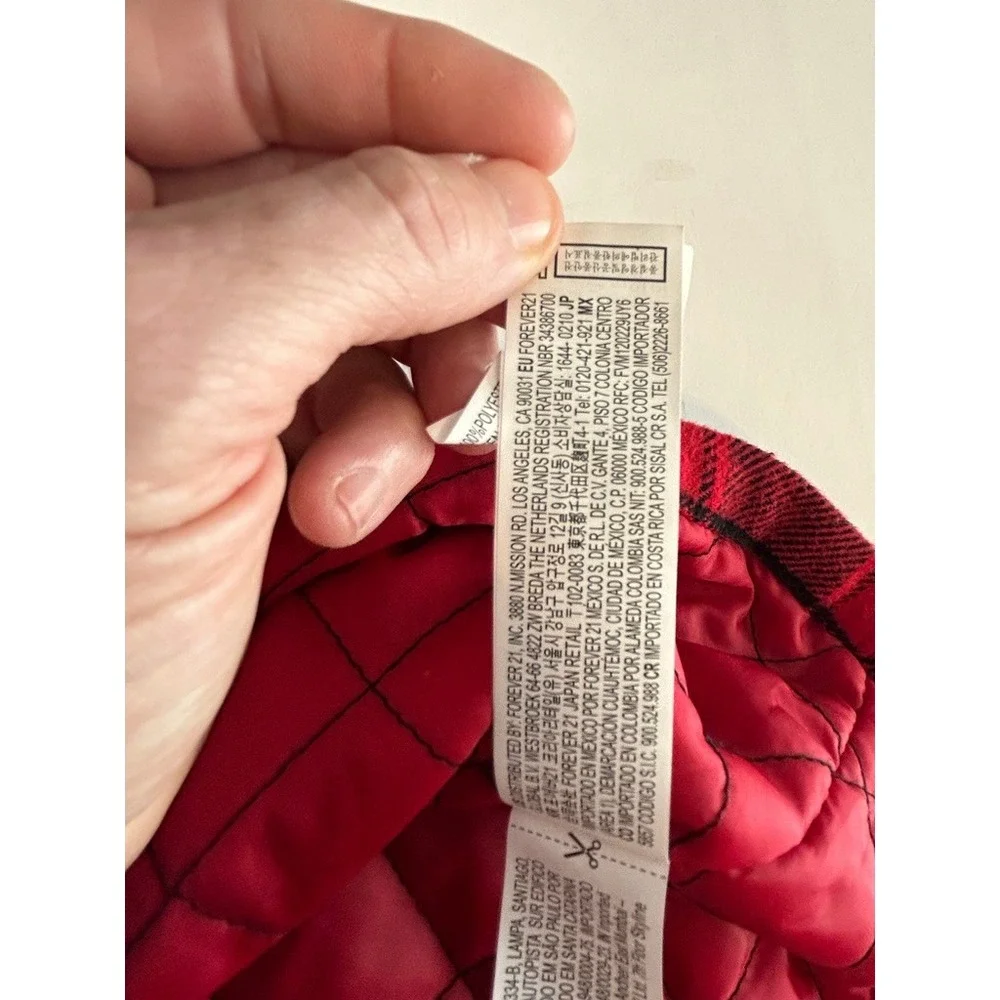 Forever 21 Mens M Red Black Plaid Quilted Shacket Jacket Grunge Outdoor Warm